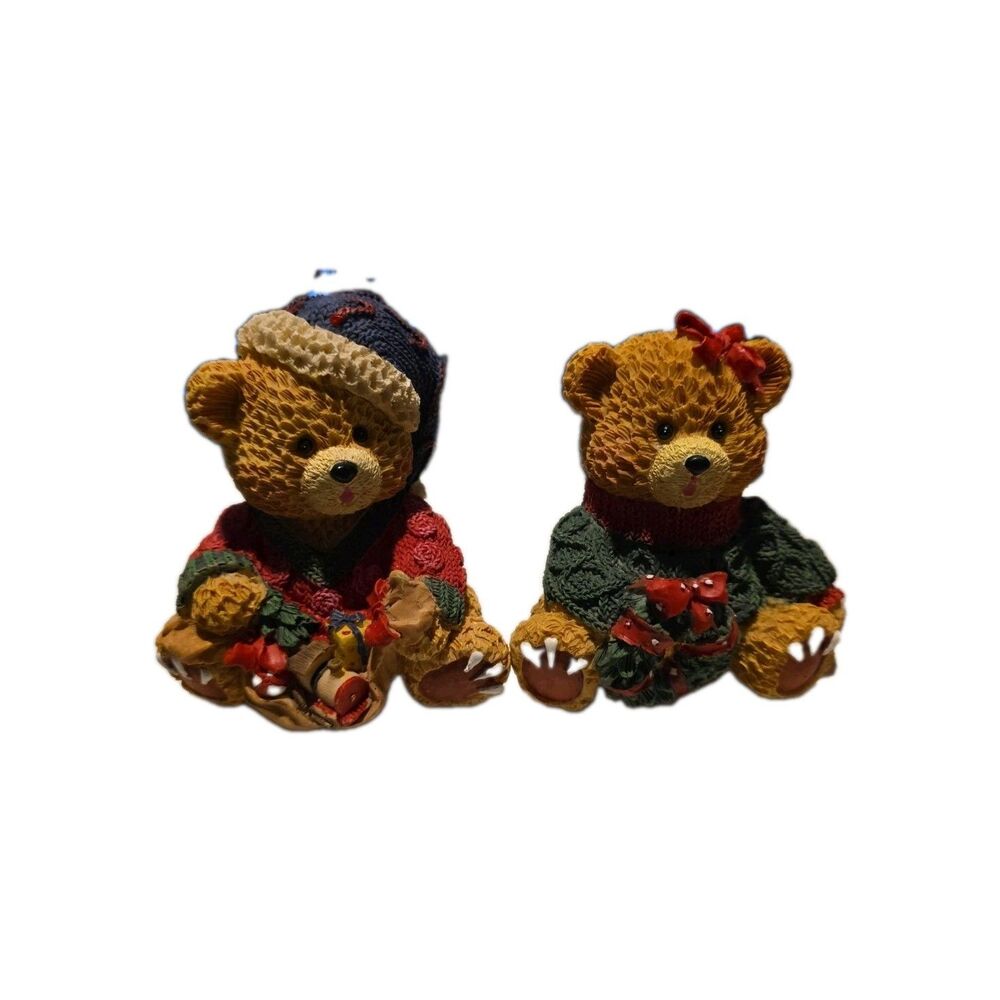 Vintage Teddy Bear with Wreath Christmas Set Of 2 Holiday Figurine